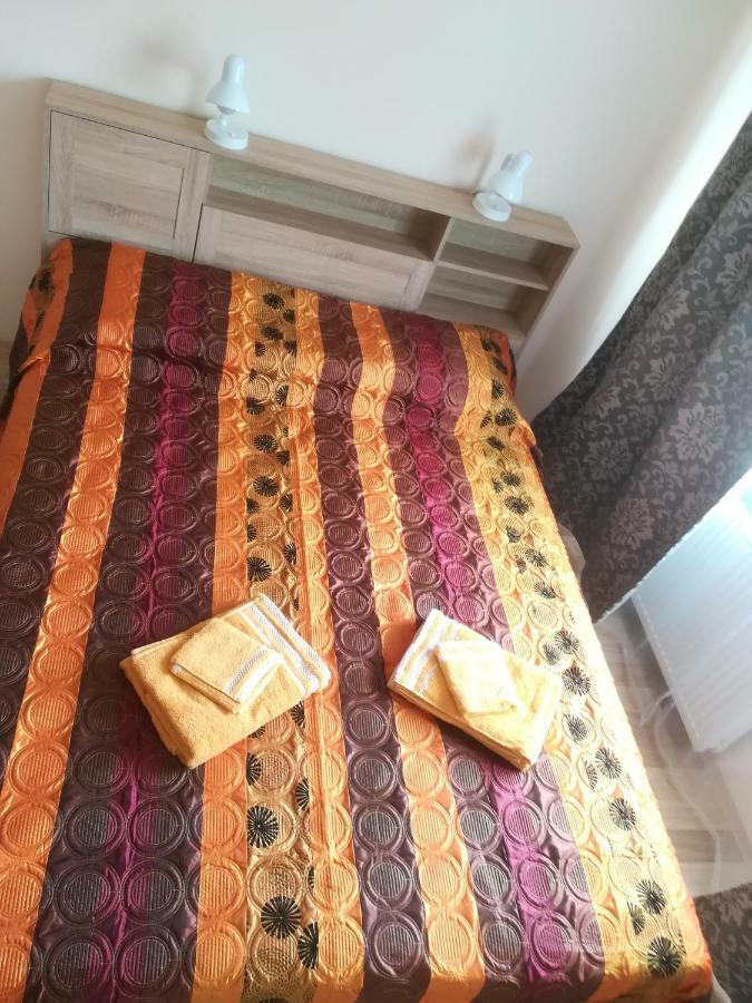 Couple Getaway To A Freshly Renovated Apartment Пярну Экстерьер фото