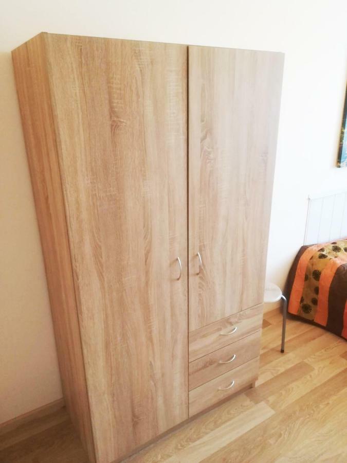 Couple Getaway To A Freshly Renovated Apartment Пярну Экстерьер фото